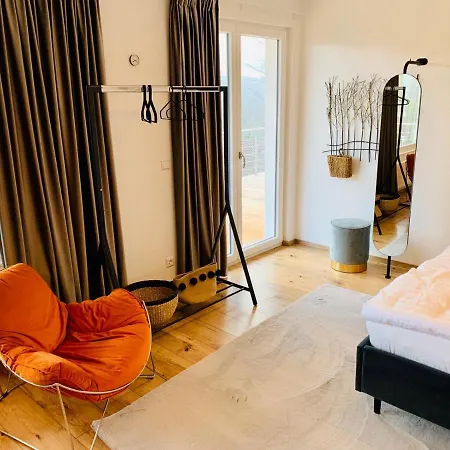 Ξενοδοχείο με διαμερίσματα Lessinghaus Πφορτζχάιμ